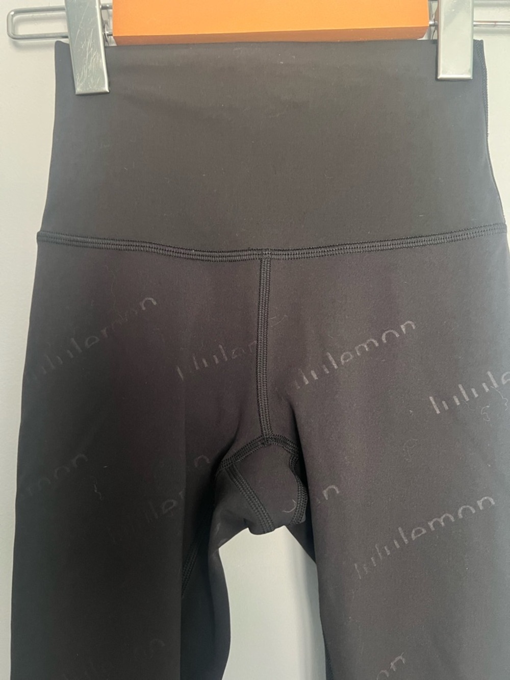 Lululemon Wunder Train High-Rise Tight 25" Special Edition Embossed Black Size 2 - Picture 3 of 8